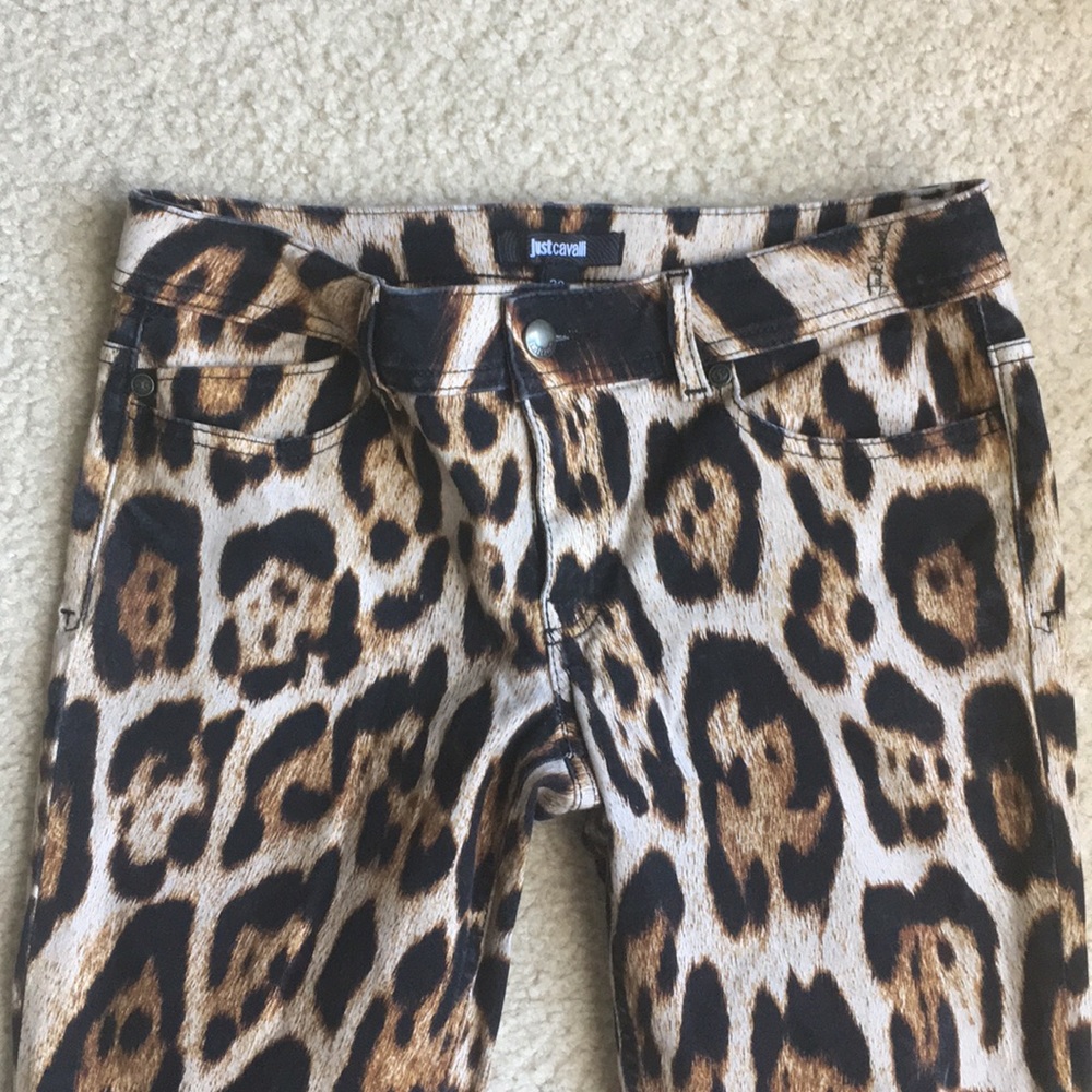 ❌SOLD❌Just Cavalli animal print jeans - Picture 3 of 4